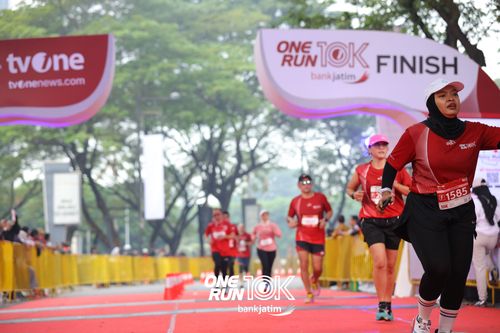 Race photo from ONE RUN 10 K