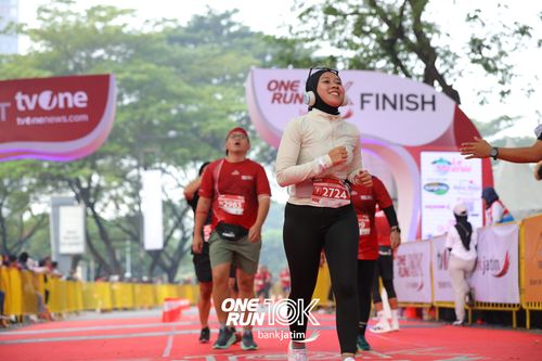Race photo from ONE RUN 10 K