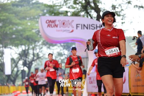 Race photo from ONE RUN 10 K