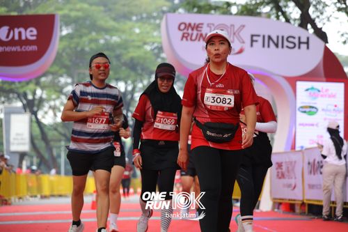 Race photo from ONE RUN 10 K