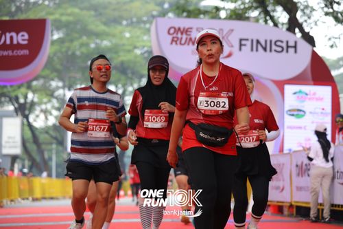 Race photo from ONE RUN 10 K