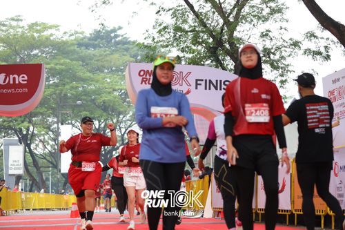 Race photo from ONE RUN 10 K
