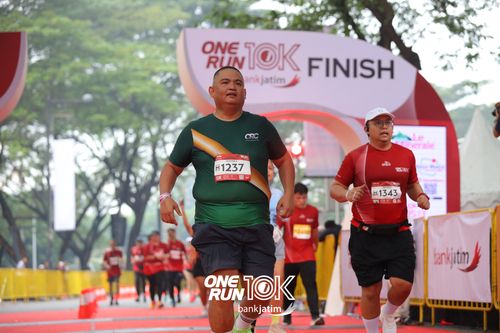 Race photo from ONE RUN 10 K