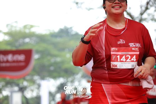 Race photo from ONE RUN 10 K