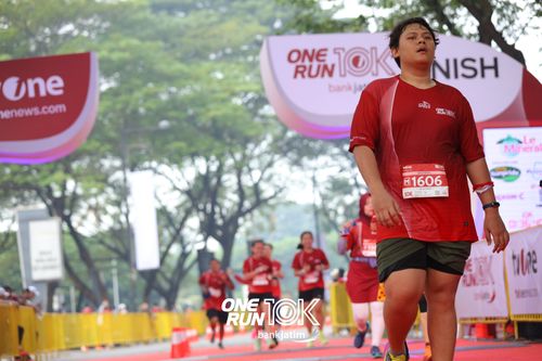 Race photo from ONE RUN 10 K