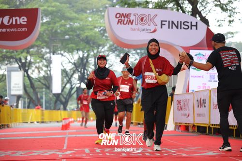 Race photo from ONE RUN 10 K