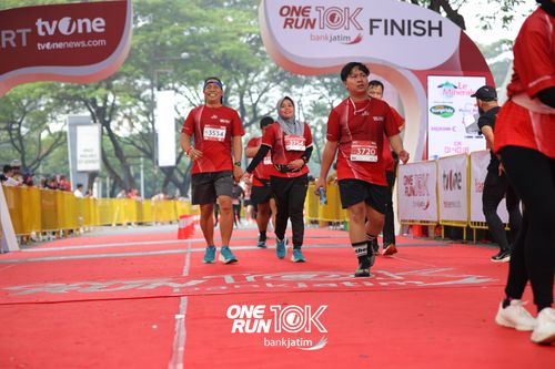 Race photo from ONE RUN 10 K
