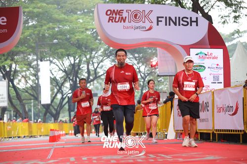 Race photo from ONE RUN 10 K