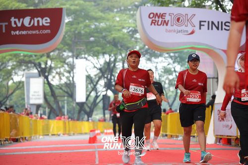 Race photo from ONE RUN 10 K