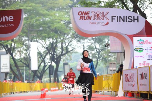 Race photo from ONE RUN 10 K