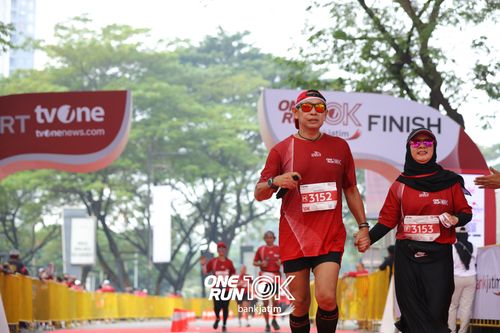 Race photo from ONE RUN 10 K