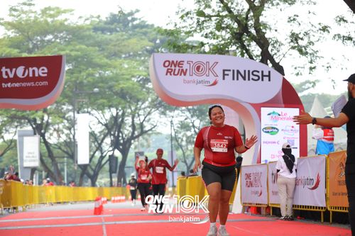Race photo from ONE RUN 10 K