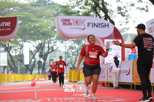 Race photo from ONE RUN 10 K