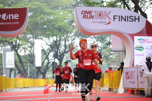 Race photo from ONE RUN 10 K