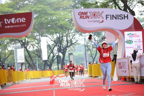 Race photo from ONE RUN 10 K