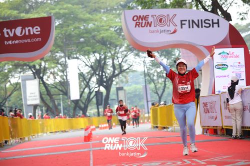 Race photo from ONE RUN 10 K
