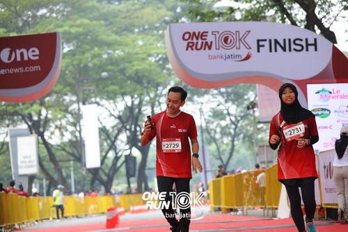 Race photo from ONE RUN 10 K