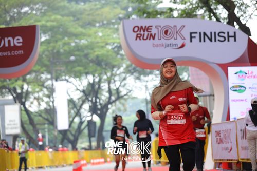 Race photo from ONE RUN 10 K