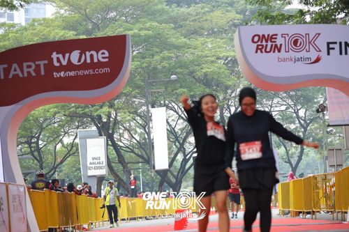 Race photo from ONE RUN 10 K