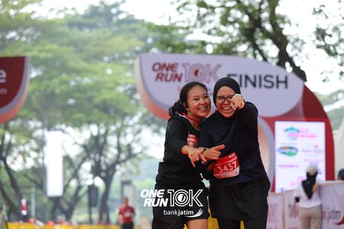 Race photo from ONE RUN 10 K