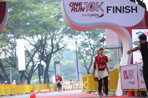 Race photo from ONE RUN 10 K