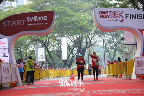 Race photo from ONE RUN 10 K