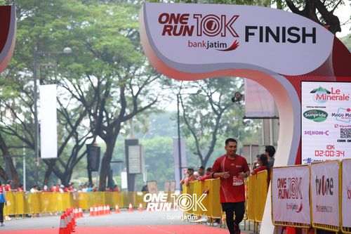 Race photo from ONE RUN 10 K