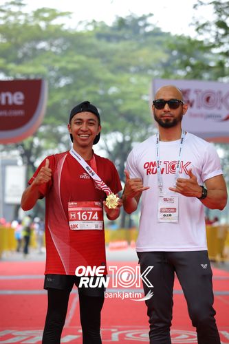 Race photo from ONE RUN 10 K