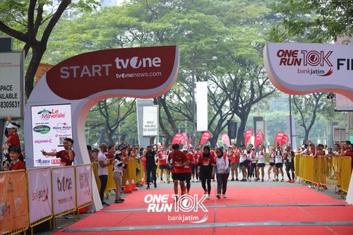 Race photo from ONE RUN 10 K