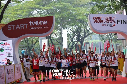 Race photo from ONE RUN 10 K