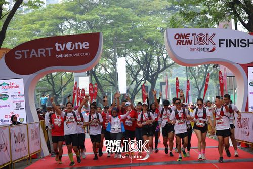 Race photo from ONE RUN 10 K