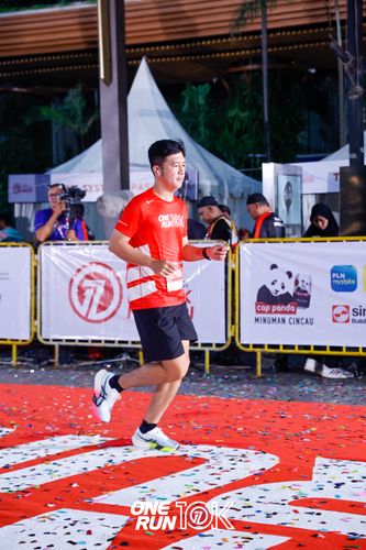 Race photo from ONE RUN 10K 2025