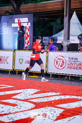 Race photo from ONE RUN 10K 2025
