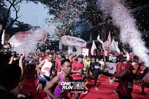 Race photo from ONE RUN 10 K