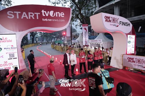 Race photo from ONE RUN 10 K