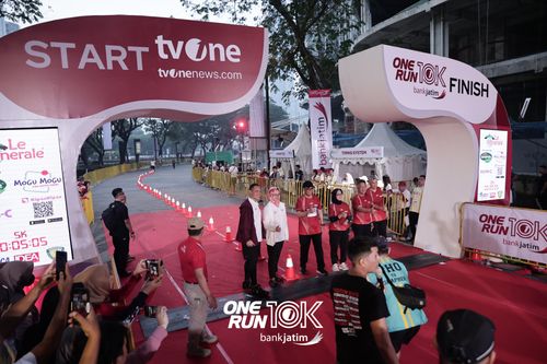 Race photo from ONE RUN 10 K