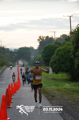 Race photo from Arutmin Borneo Run 2024