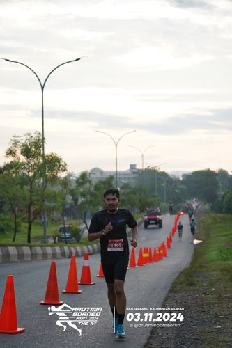 Race photo from Arutmin Borneo Run 2024