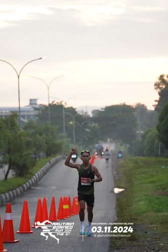 Race photo from Arutmin Borneo Run 2024