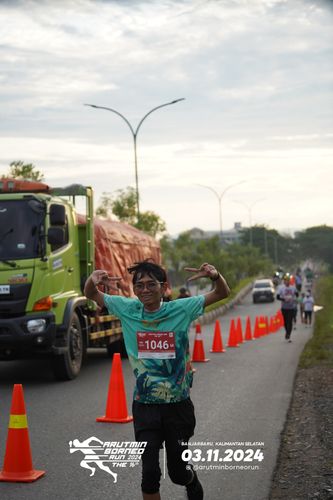 Race photo from Arutmin Borneo Run 2024
