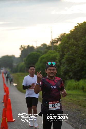 Race photo from Arutmin Borneo Run 2024