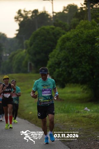 Race photo from Arutmin Borneo Run 2024
