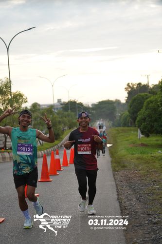Race photo from Arutmin Borneo Run 2024