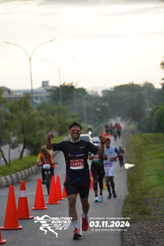 Race photo from Arutmin Borneo Run 2024