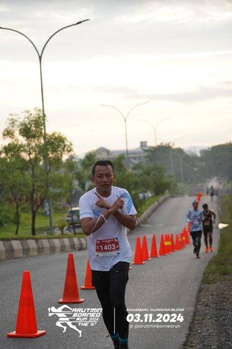 Race photo from Arutmin Borneo Run 2024