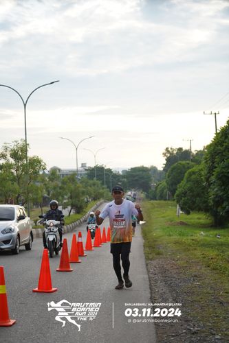 Race photo from Arutmin Borneo Run 2024