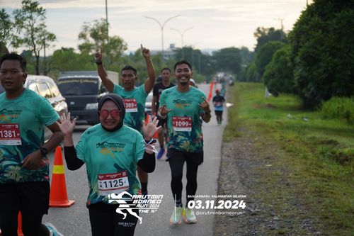 Race photo from Arutmin Borneo Run 2024