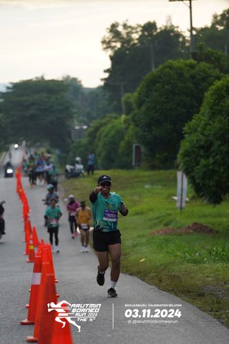 Race photo from Arutmin Borneo Run 2024