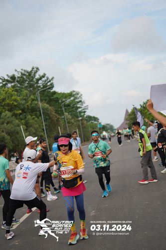 Race photo from Arutmin Borneo Run 2024