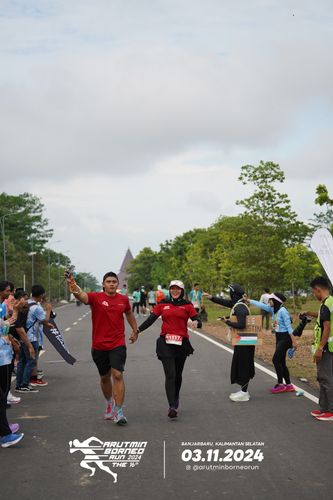 Race photo from Arutmin Borneo Run 2024